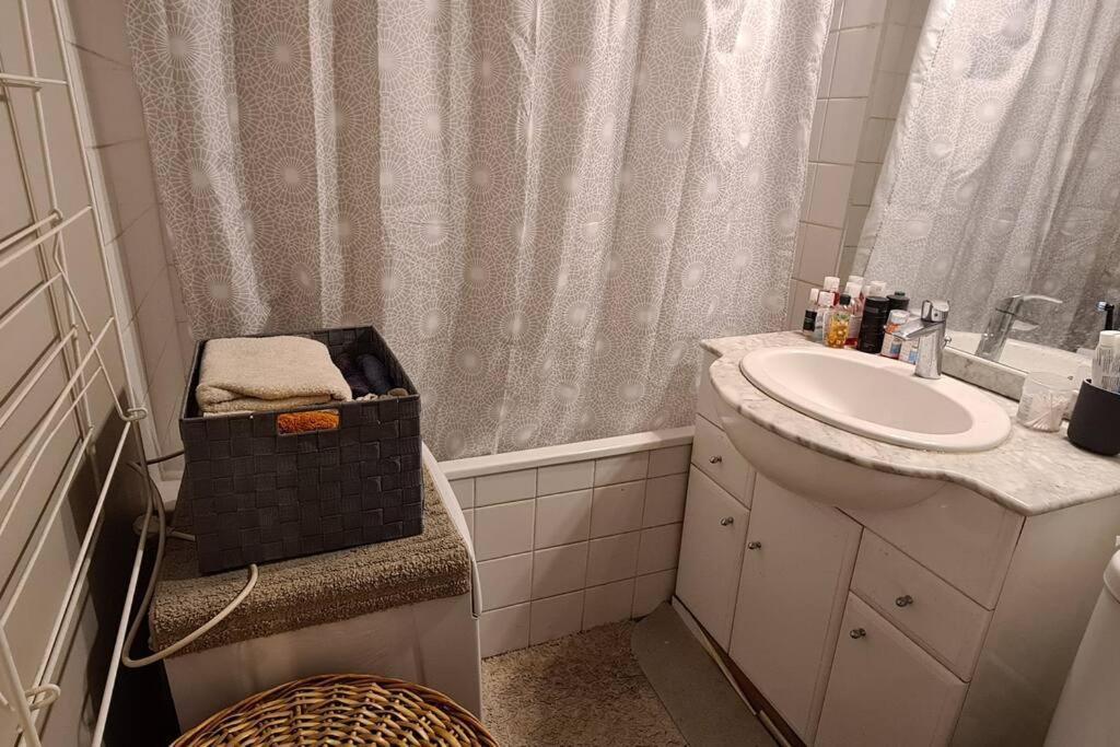 Cosy Studio In The Heart Of Paris / Marais Экстерьер фото